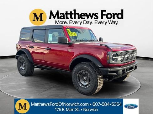 New 2025 Ford Bronco Badlands w/ Sasquatch Package AWD/4WD image 7