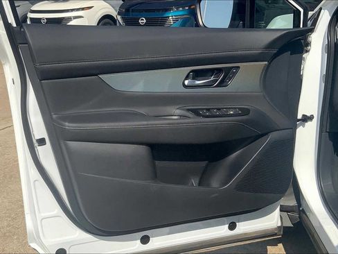 New 2025 Nissan Murano SL w/ Cargo Package image 10