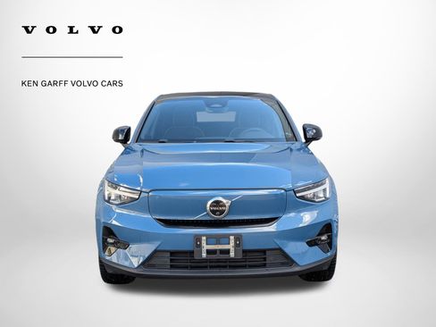 Certified 2023 Volvo C40 P8 Recharge Ultimate w/ Protection Package Premier image 9