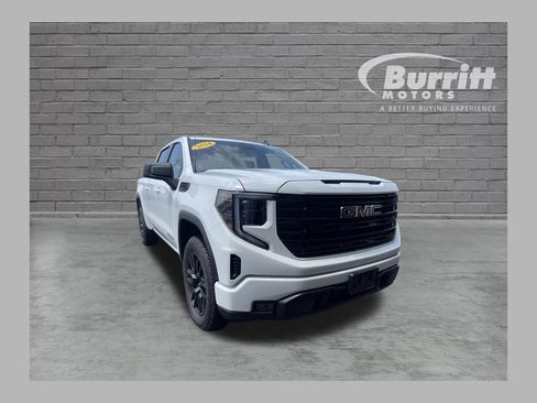 Used 2024 GMC Sierra 1500 Elevation AWD/4WD image 1