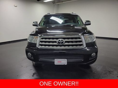 Used 2016 Toyota Sequoia Limited w/ Safety & Convenience Package AWD/4WD image 2