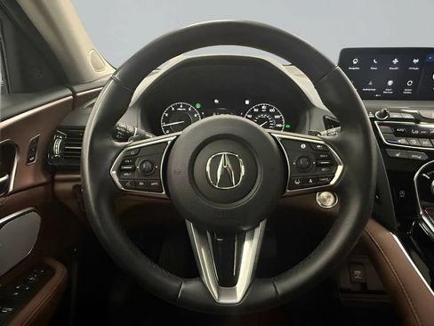 Used 2024 Acura RDX SH-AWD w/ Technology Package image 17