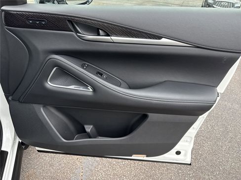 Certified 2025 INFINITI QX60 Sensory w/ Cargo Package image 23