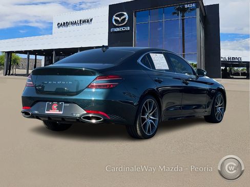 Used 2024 Genesis G70 2.5T image 9