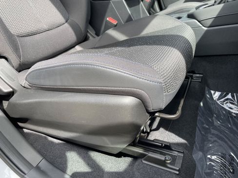 Certified 2025 Subaru Forester Premium AWD/4WD image 3