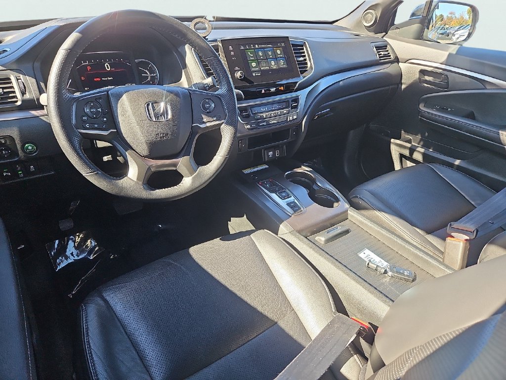 Used 2023 Honda Passport EX-L image 11