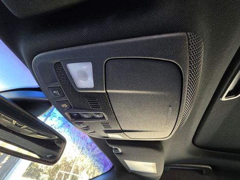 Used 2017 Lincoln MKZ Reserve w/ Climate Package image 30