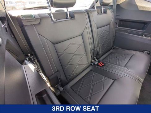 Certified 2026 Volkswagen Atlas SE w/ Panoramic Sunroof Package FWD image 21