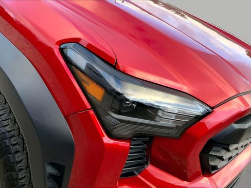 Used 2024 Toyota Tacoma TRD Off-Road AWD/4WD image 27