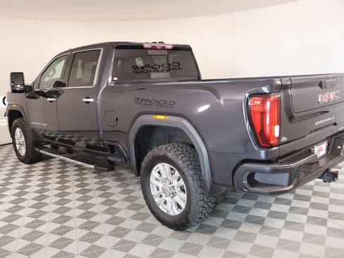 Used 2020 GMC Sierra 2500 Denali w/ Technology Package AWD/4WD image 22