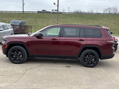 New 2026 Jeep Grand Cherokee L Limited image 9