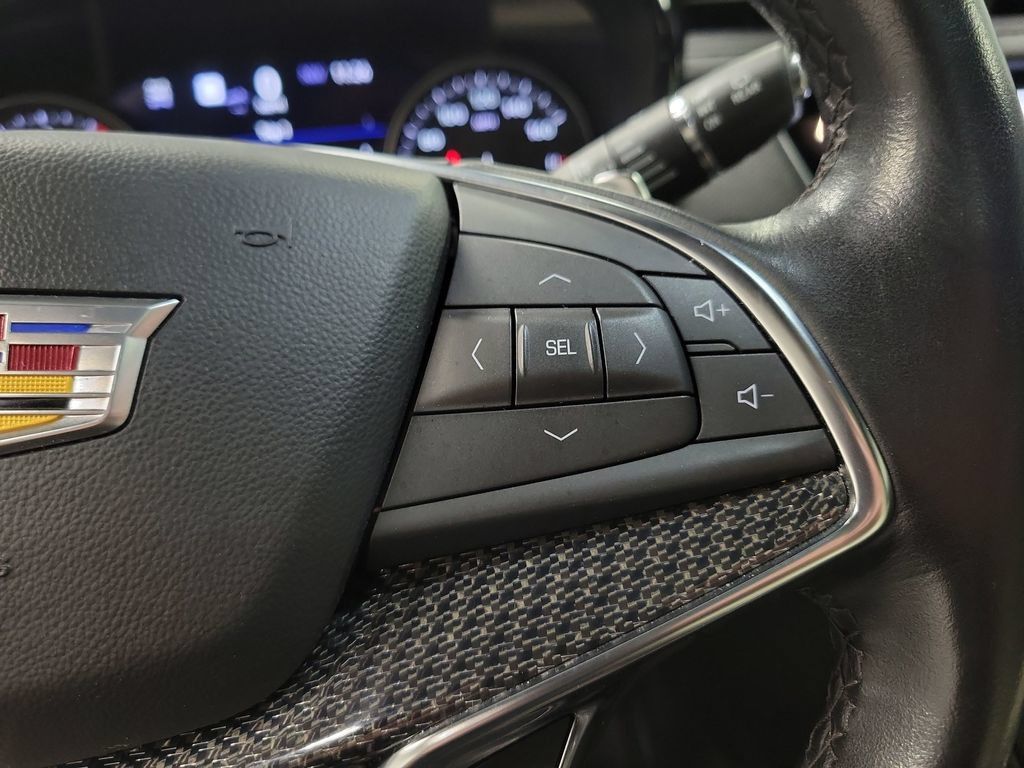 Used 2023 Cadillac XT5 Sportv w/ Technology Package AWD/4WD image 26