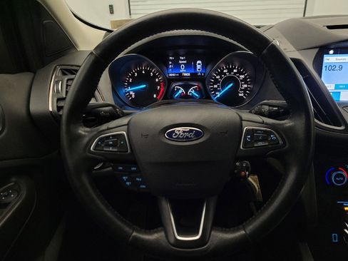 Used 2018 Ford Escape SEL image 22