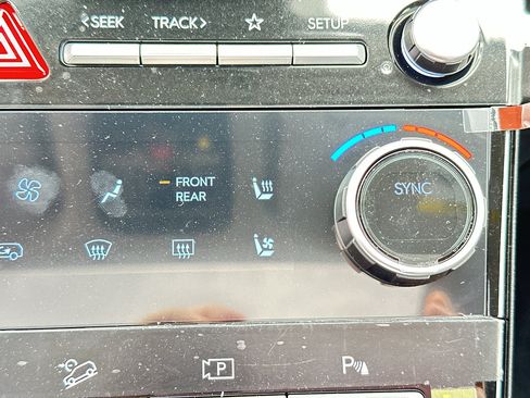 New 2025 Hyundai Santa Fe Limited image 24