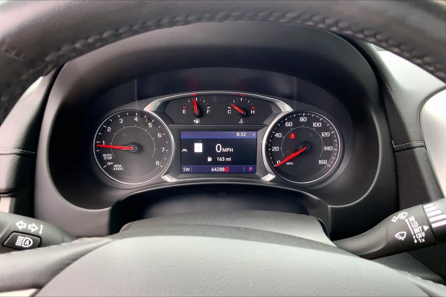 Used 2022 GMC Terrain SLT w/ Infotainment Package II FWD image 23