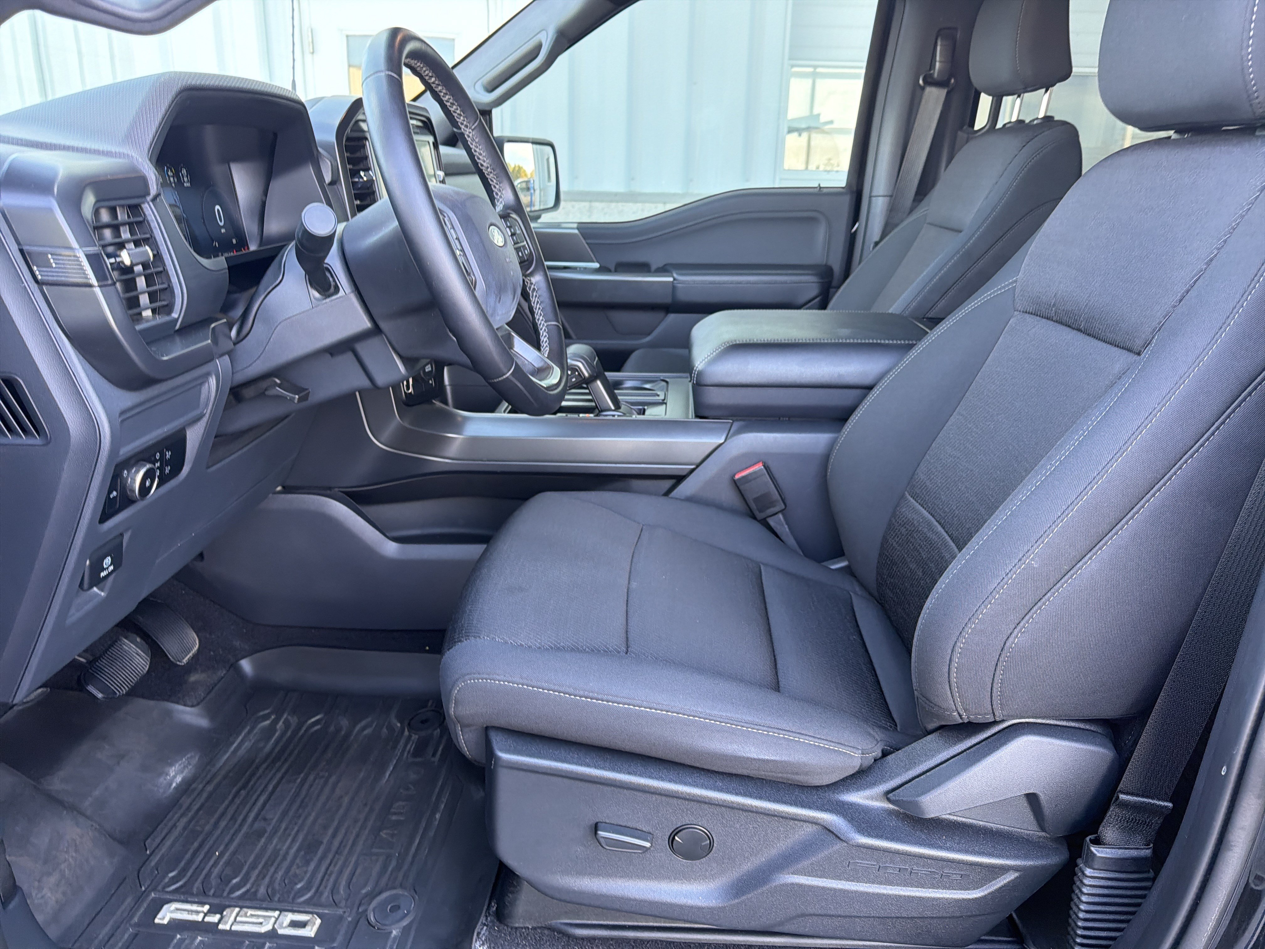 Used 2024 Ford F150 XLT w/ XLT Black Appearance Package AWD/4WD image 20