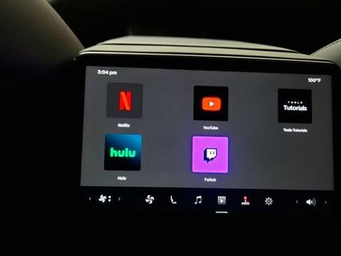 Used 2025 Tesla Model 3 RWD image 53