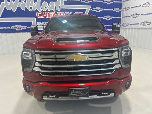 Used 2024 Chevrolet Silverado 2500 High Country w/ High Country Premium Package AWD/4WD image 11
