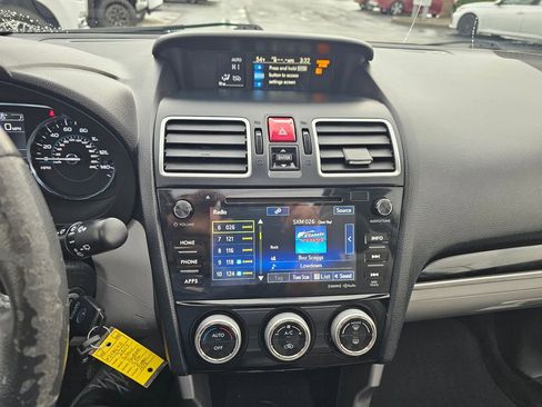 Used 2017 Subaru Forester 2.5i Limited image 20