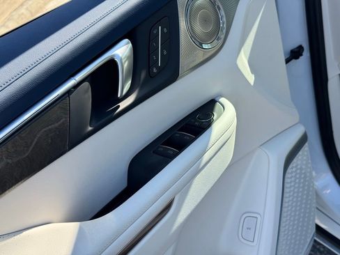 New 2026 Buick Enclave Avenir w/ Super Cruise Package image 18