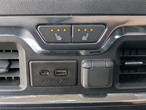 Used 2019 GMC Sierra 1500 SLT image 15