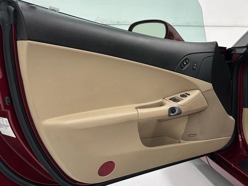 Used 2006 Chevrolet Corvette Coupe w/ Preferred Equipment Group image 17