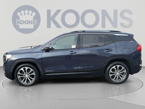 Used 2019 GMC Terrain SLT w/ Preferred Package FWD image 2