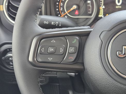 New 2026 Jeep Gladiator Sport AWD/4WD image 34