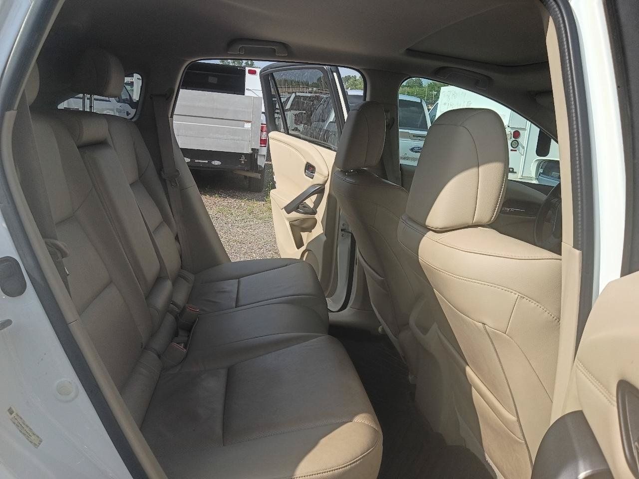Used 2014 Acura RDX w/ Technology Package AWD/4WD image 21