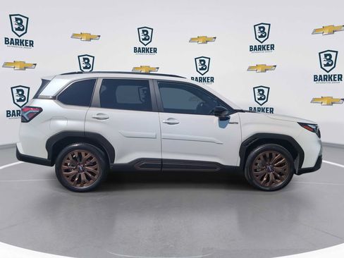 Used 2025 Subaru Forester Sport AWD/4WD image 9