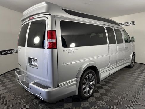 New 2024 Chevrolet Express 2500 Extended image 6