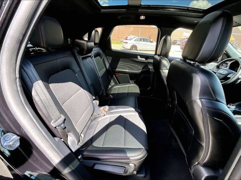 Used 2024 Ford Escape ST-Line w/ Tech Pack #1 AWD/4WD image 26
