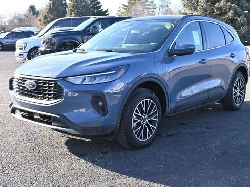 New 2026 Ford Escape SE image 11