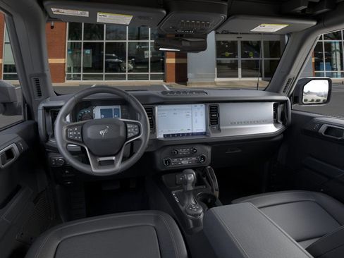 New 2025 Ford Bronco Badlands image 9
