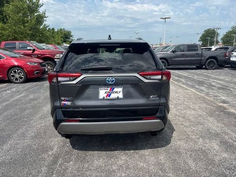 Used 2023 Toyota RAV4 XSE AWD/4WD image 11