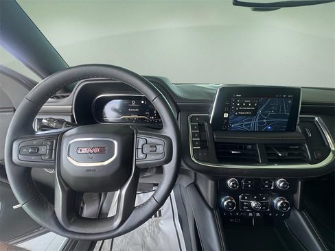 Used 2022 GMC Yukon AT4 w/ AT4 Premium Package image 38