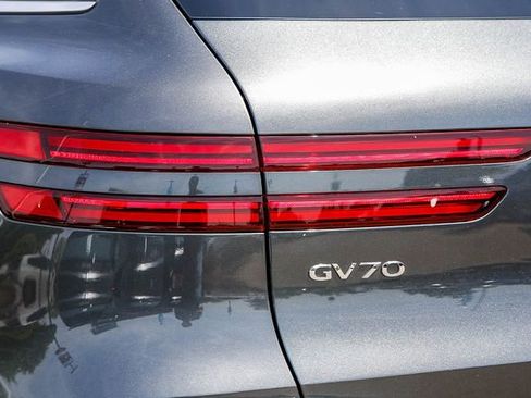 Used 2023 Genesis Electrified GV70 AWD/4WD image 10
