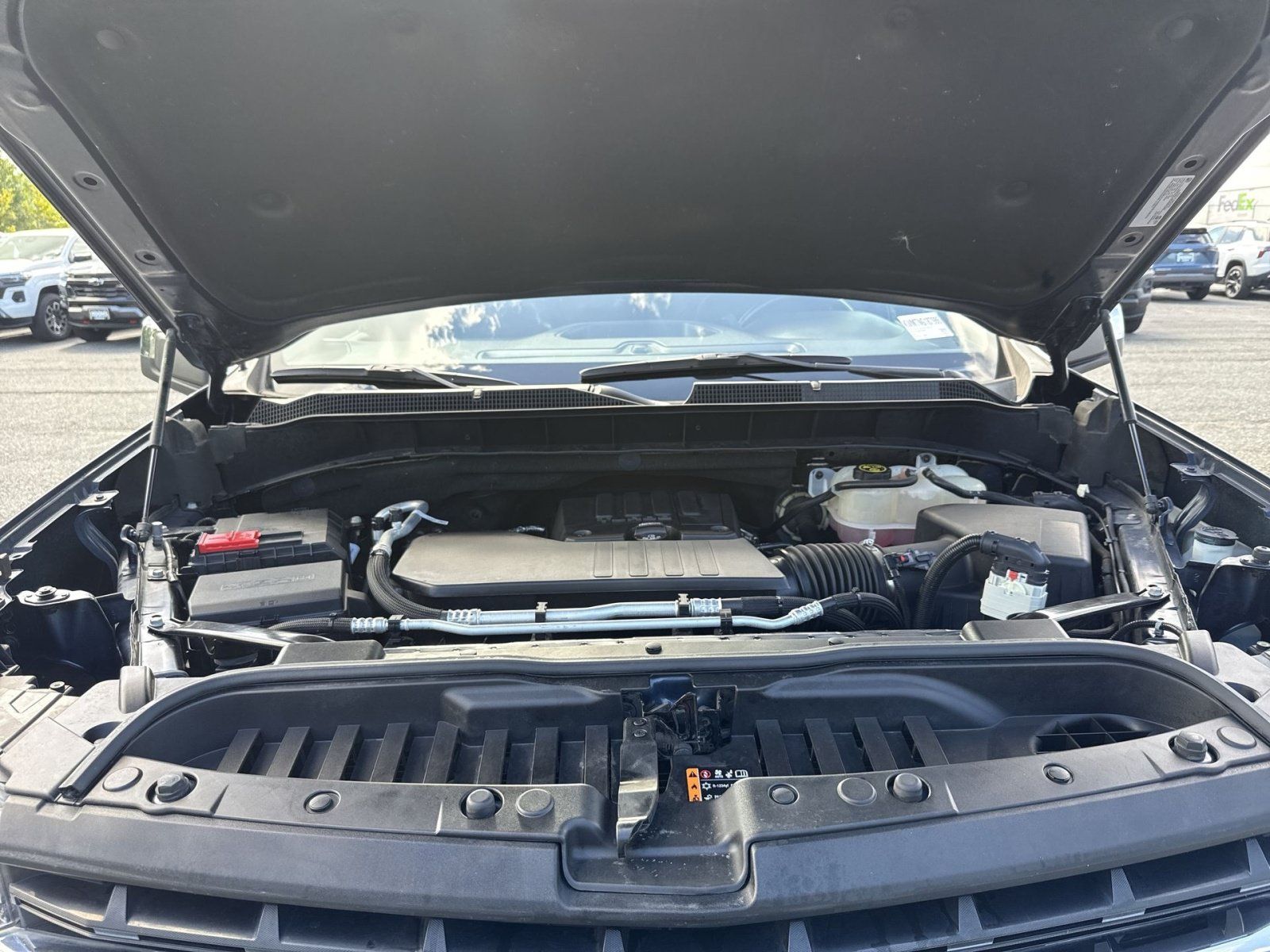 Used 2022 Chevrolet Silverado 1500 LT AWD/4WD image 28