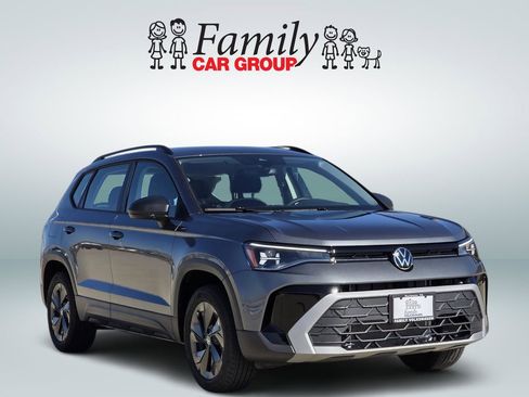 New 2026 Volkswagen Taos S image 2