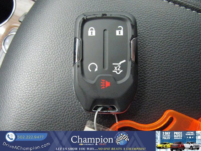 Certified 2023 GMC Acadia SLE w/ Driver Convenience Package FWD image 7