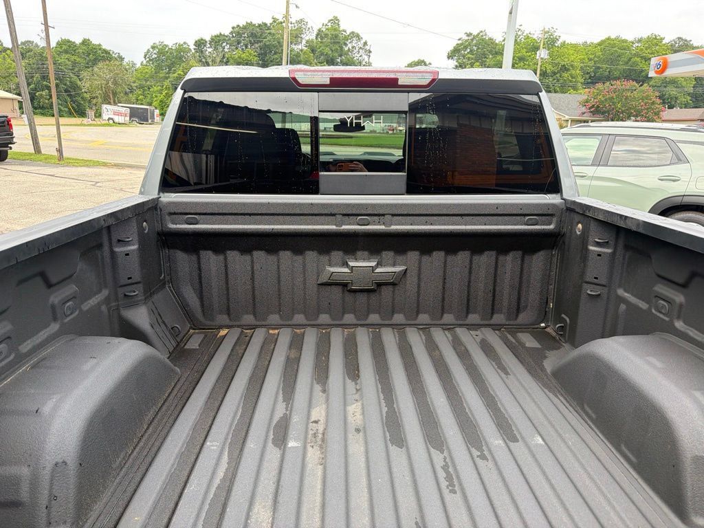 Used 2024 Chevrolet Silverado 1500 LT Trail Boss w/ Convenience Package II AWD/4WD image 13