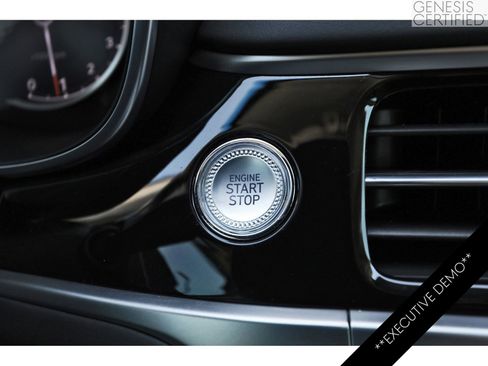 Used 2026 Genesis G70 2.5T image 29