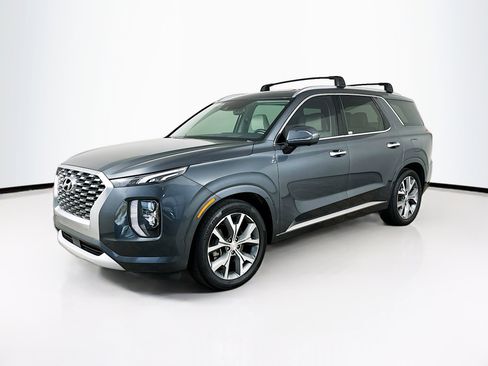 Used 2021 Hyundai Palisade Limited image 3