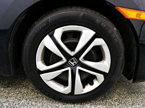Used 2018 Honda Civic LX image 21