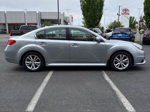 Used 2013 Subaru Legacy 3.6R Limited w/ Popular Pkg 2 AWD/4WD image 5