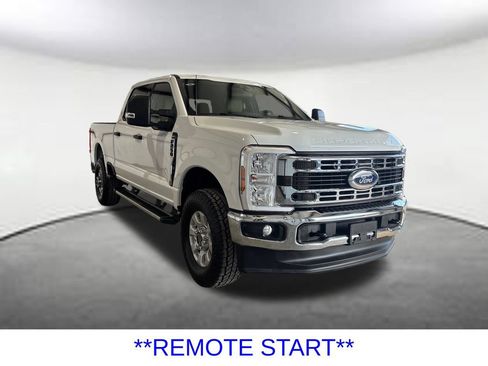 Used 2024 Ford F250 XLT w/ FX4 Off-Road Package AWD/4WD image 9