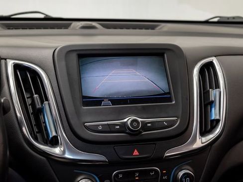 Used 2020 Chevrolet Equinox LT w/ Driver Convenience Package FWD image 14