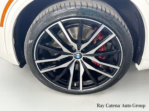 Used 2024 BMW X5 xDrive40i w/ M Sport Package AWD/4WD image 32