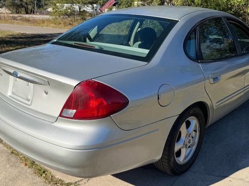 Used 2003 Ford Taurus SES image 5