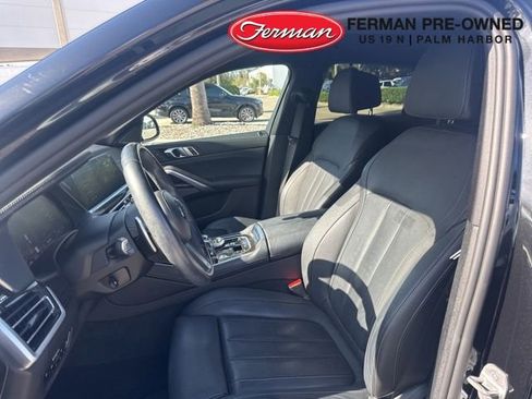 Used 2021 BMW X6 xDrive40i w/ Executive Package image 17